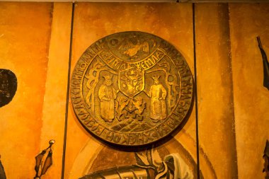 Büyük Birlik 'in 1 Aralık 1918 tarihli arması. Birlik Salonunun İçi.