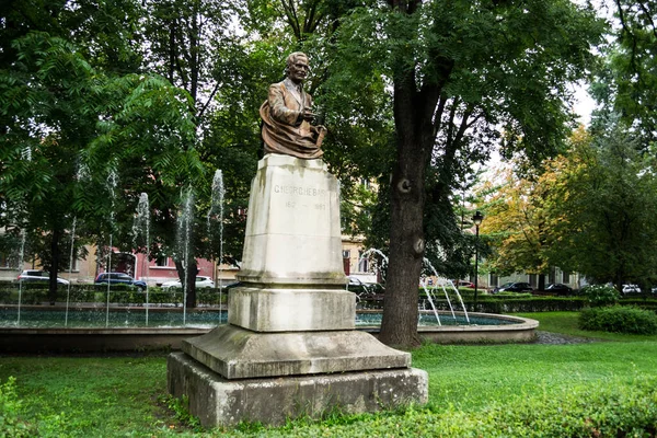 Sibiu Rumänien August 2020 Statue Von George Baritiu Und Statue — Stockfoto