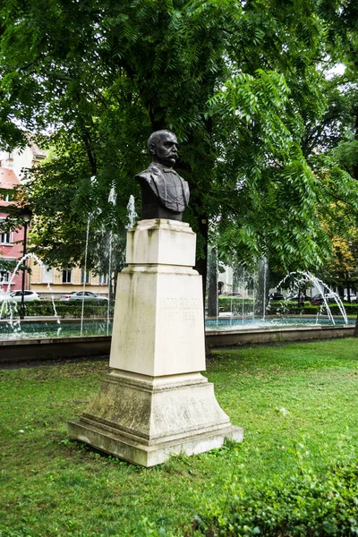 Sibiu Romania Ağustos 2020 Astra Park Yakup Bologa Heykeli Siyasetçi — Stok fotoğraf