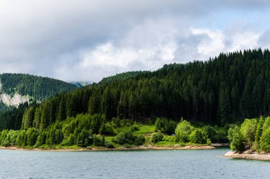 Bolboci Gölü ya da 