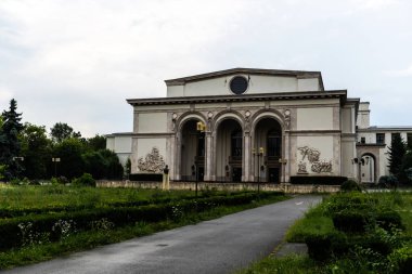 Romanya 'nın başkenti Bükreş' teki Romen Athenaeum (Athe Roman) konser salonu.