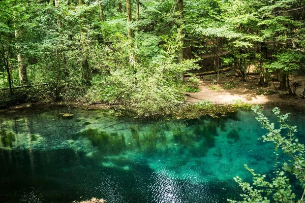 Ochiul Beiului Smaragd Cheile Nerei Nemzeti Parkban Beusnita Banat Románia — Stock Fotó