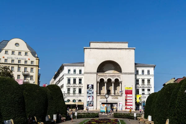 Timisoara Romanien September 2019 Byggnaden Nationalteatern Och Rumänska Operan Och — Stockfoto