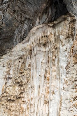 Romanya 'nın Bihor ilçesindeki Apuseni dağlarından Meziad mağarasının içi.