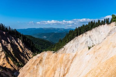 Groapa Ruginoasa, Apuseni Dağları 'ndaki doğal rezervasyon. Romanya 'nın Bihor ilçesi.