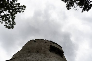 Beyaz Kule (Turnul Alb), Brasov 'un bir kalesidir..