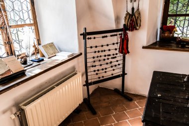 BRASOV, ROMANIA - 24 Eylül 2021: Birinci Rumen Okulu İçişleri.