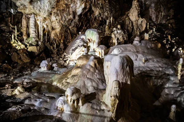 Медвежья Пещера Чикау Округ Бихор Румыния — стоковое фото