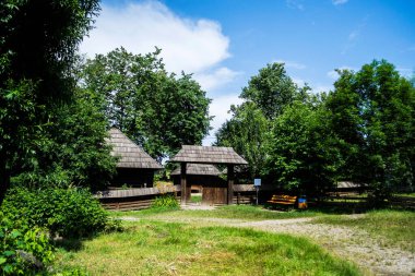 SUCEAVA, ROMANIA - 21 Haziran 2019: Bucovina Village Museum veya Bukovina Ulusal Müzesi.