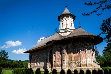 Moldovita Manastırı, Romanya 'nın başkenti Suceava' daki Vatra Moldovitei 'de yer alan eski manastır yerleşimlerinden biri..