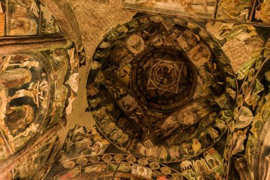 BUCOVINA, ROMANIA - 20 Haziran 2019: Arbore Kilisesi bir Romen Ortodoks manastırı. Moldavya 'nın UNESCO Dünya Mirası Alanındaki kiliseleri oluşturan sekiz binadan biri mi?.