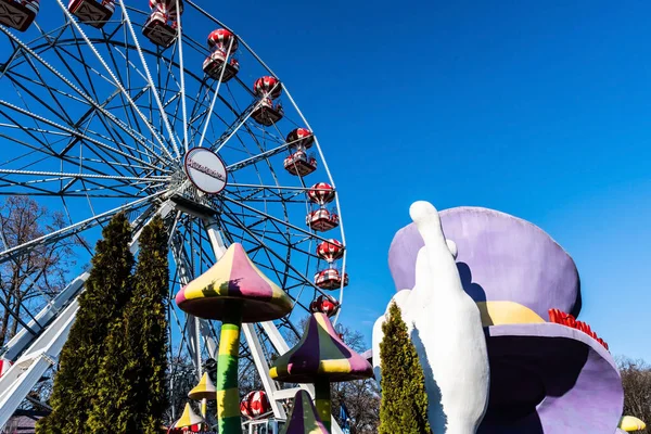 Bucharest Roménia Dezembro 2021 Roda Gigante Herastrau Parque Infantil Colorido — Fotografia de Stock