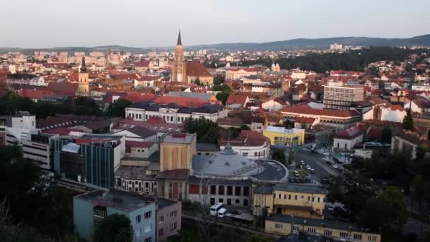 Cluj Napoca Romania 2021 Vista Aérea Ciudad Con Intersección Calles — Vídeo de stock