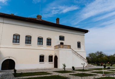 POTLOGI, ROMANIA - 17 NİSAN 2022: Potlogi 'den Brancovenesc Sarayı.
