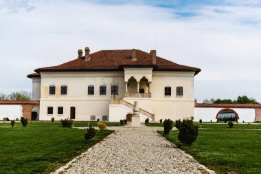 POTLOGI, ROMANIA - 17 NİSAN 2022: Potlogi 'den Brancovenesc Sarayı.