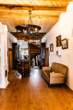 GOLESTI, ROMANIA - 18 Nisan 2022 Golesti Müzesi. Bağcılık ve Şiir Müzesi.