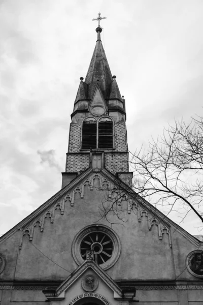 Pitesti Romania April 2022 Roman Catholic Church Holy Apostles Peter — Stock Photo, Image