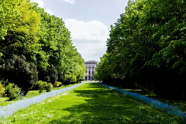 Ogród Cismigiu Najstarszy Publiczny Ogród Bukareszcie Rumunia — Zdjęcie stockowe