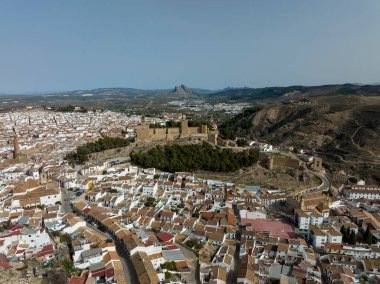 Endülüs 'ün Malaga iline bağlı Antequera belediyesinin görüşleri