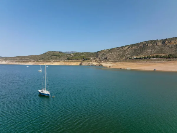 Вид Водохранилища Низким Уровнем Воды — стоковое фото