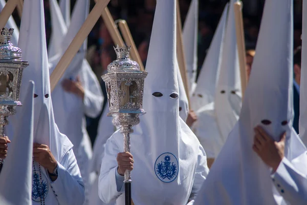 Nazarénovští Bratři Svatého Týdne Seville — Stock fotografie