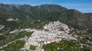 İspanya 'nın Malaga ili Ojen belediyesinin hava manzarası