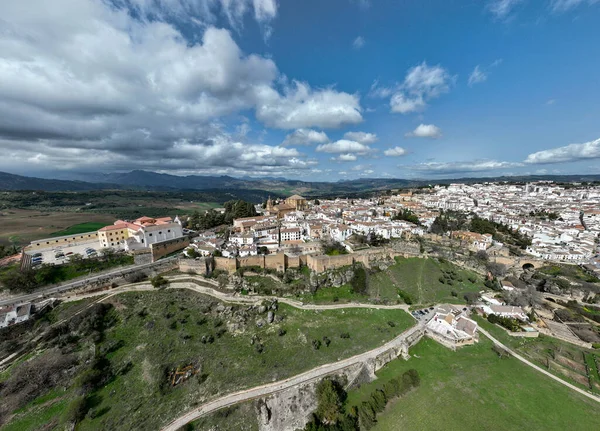 Kilátás Monumentális Város Ronda Ókori Városfalak Spanyolország — Stock Fotó