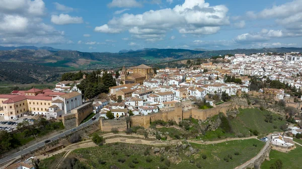 Kilátás Monumentális Város Ronda Ókori Városfalak Spanyolország — Stock Fotó