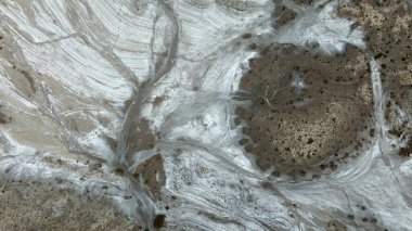 Çölün şekilleri ve desenleri tavernalardan havadan görüldüğü gibi.