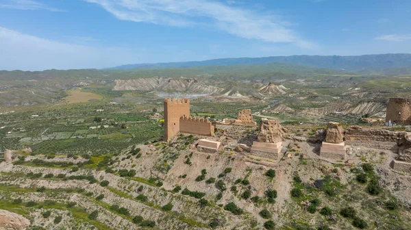 İspanya 'nın Almerya ilindeki Tabernas kalesi veya alcazaba manzarası