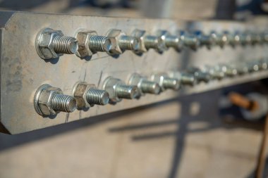 Galvanize demir yapısının detayları.