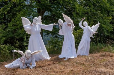 BERGAMO, İtalya: 9 Ağustos 2015: Ekin Katedrali için Eğlence Tiyatrosu Deneysel