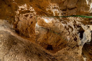 Dossena eski madenleri