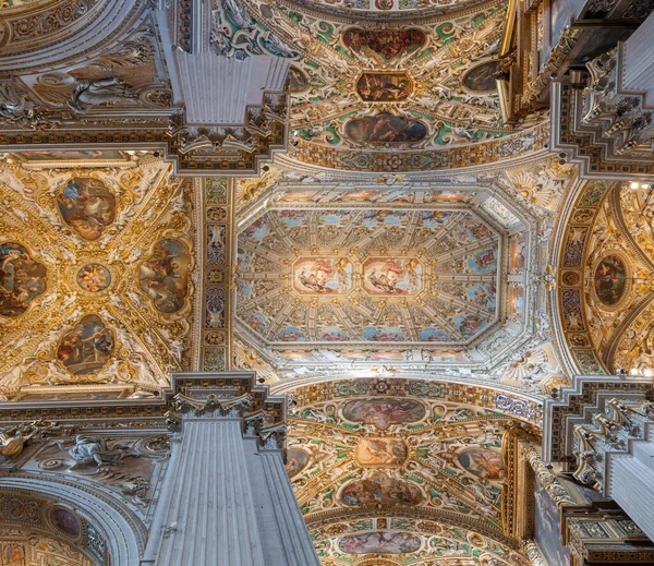 Bergamo Italien September 2022 Fräscht Tak Basilikan Santa Maria Maggiore — Stockfoto