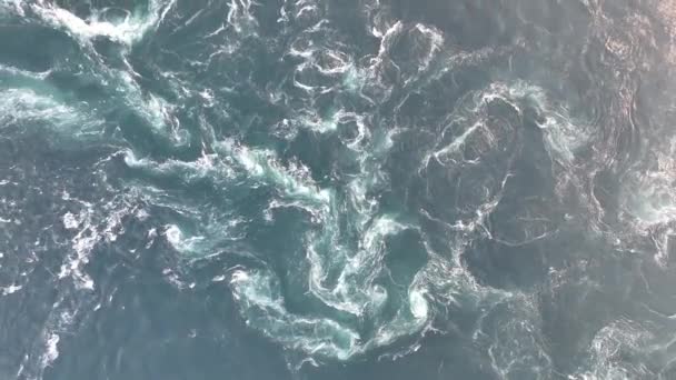 Vista Aérea Cima Para Baixo Poderosa Corrente Oceânica Formando Redemoinhos — Vídeo de Stock