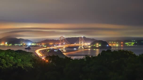 Night Timelapse Traffic Fog Moving Suspension Bridge High Quality Footage — Stockvideo