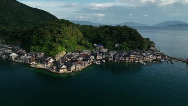 Rising Traditional Boathouses Small Coastal Fishing Village Ine Kyoto High — Stock video