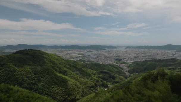 Rise Green Hills Reveal Sprawling Kochi City Shikoku Japan High — Vídeo de Stock