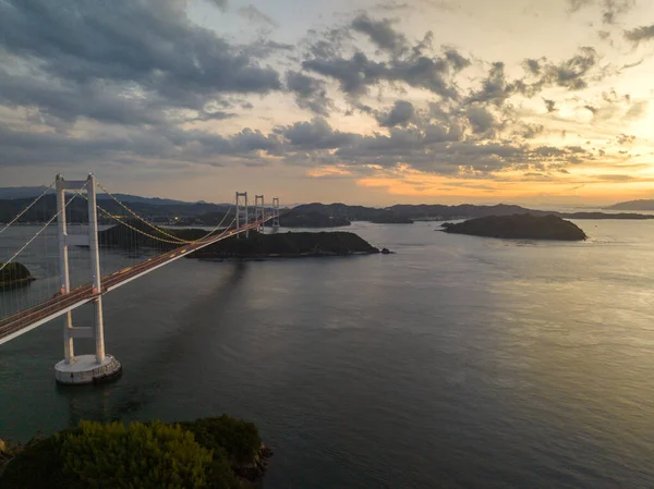 Sonnenuntergangsglühen Über Einer Langen Brücke Zwischen Inseln Seto Binnenmeer Hochwertiges — Stockfoto