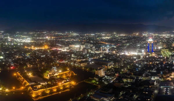 Antigo Castelo Japonês Centro Cidade Luzes Início Noite Foto Alta — Fotografia de Stock