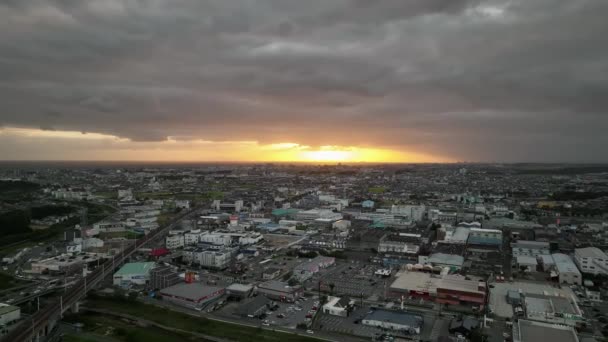 Sol Pone Sobre Ciudad Extendida Campos Arroz Granja Del Vecindario — Vídeo de stock