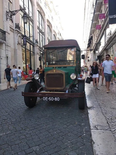 Capital Portugal Lisboa Uma Cidade Costeira Mesmo Tempo Montanhosa — Fotografia de Stock