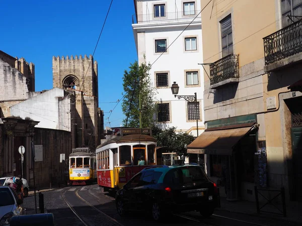 Capital Portugal Lisboa Uma Cidade Costeira Mesmo Tempo Montanhosa — Fotografia de Stock