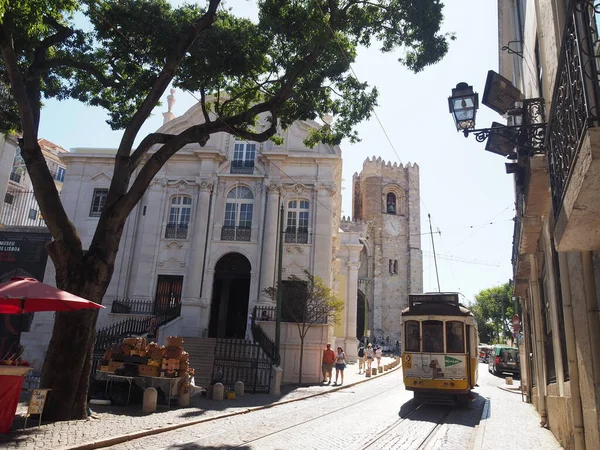 Die Hauptstadt Portugals Lissabon Eine Küsten Und Zugleich Bergige Stadt — Stockfoto