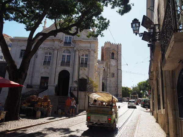 Die Hauptstadt Portugals Lissabon Eine Küsten Und Zugleich Bergige Stadt — Stockfoto