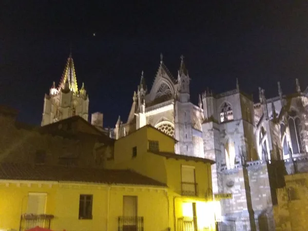 Leon Uma Cidade Com Muita História Tem Uma Bela Catedral — Fotografia de Stock