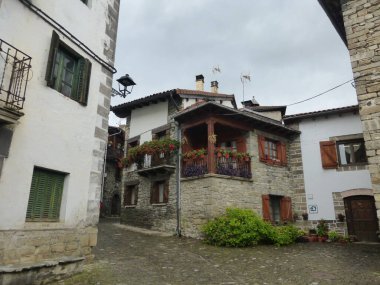 Roncal, Roncal vadisinde bir Navarran kasabası. İspanya.