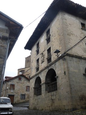 Roncal, Roncal vadisinde bir Navarran kasabası. İspanya.