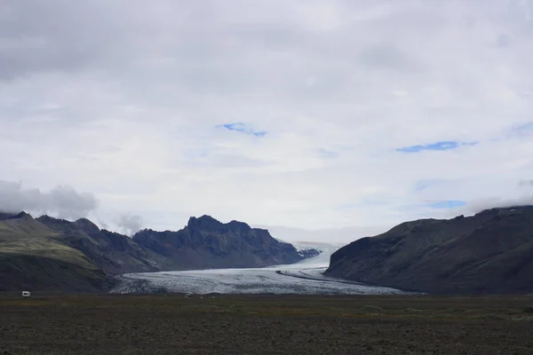 Island Ovanliga Landskap Med Spektakulära Vattenfall Och Glaciärer — Stockfoto