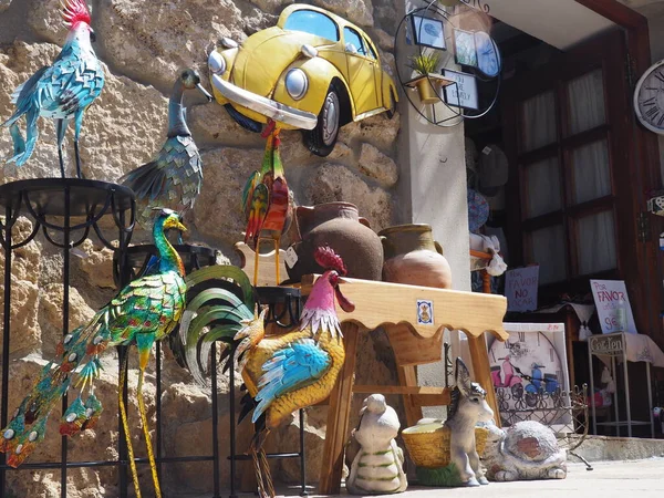 Frias, Burgos eyaletinde kalesi olan güzel bir ortaçağ kasabası. İspanya.